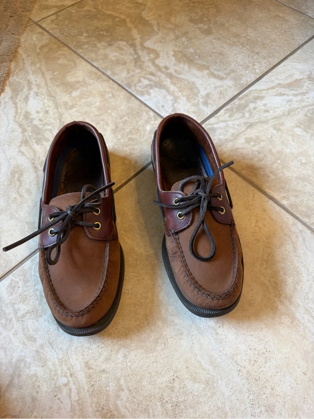 Authentic Sherry  Original (A/O) 2-Eye Boat Shoe. SZ 8.5 W, EUC